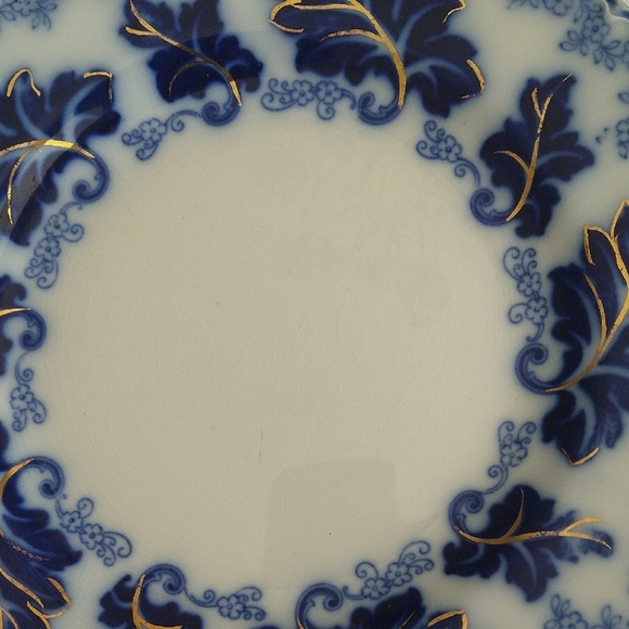 Johnson Brothers Norman dynasty Flow Blue and Gold Dinnerware Plate 9" - Picture 5 of 5